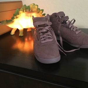 High top Reeboks! Stormy mauve color!